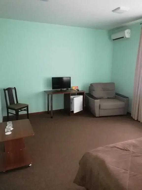 Kniikot Hotel 0*