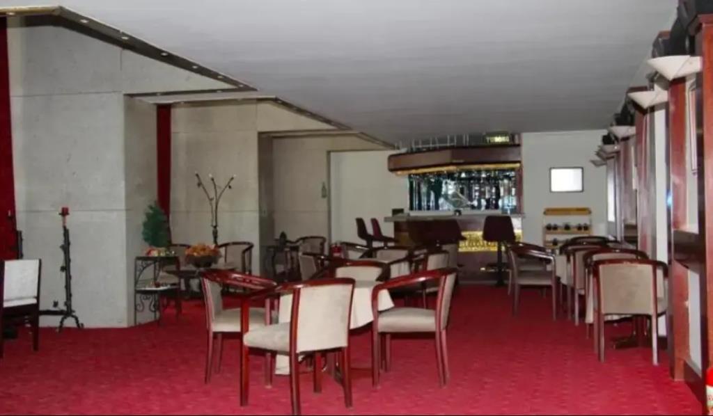 Ayma Hotel 0*