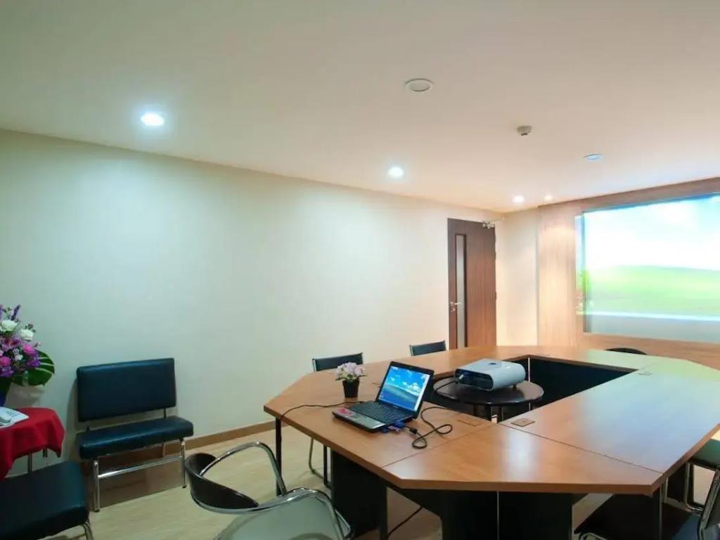 VC Residence 0*