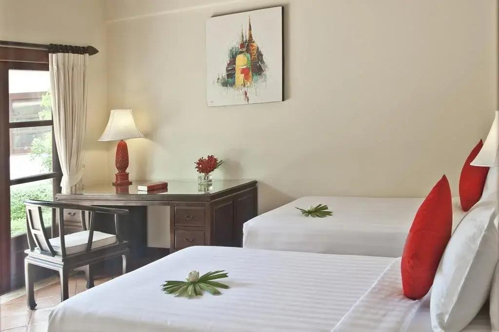 Miskawaan Baan Tamarind 4*