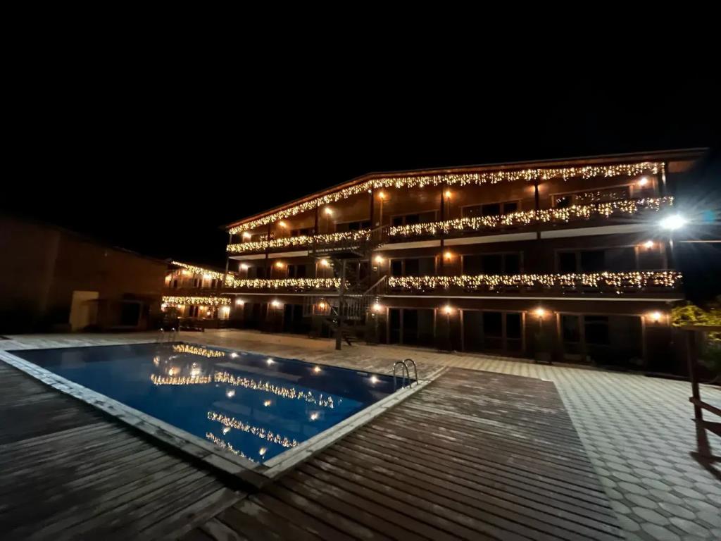 Hotel Apsiliya 3*