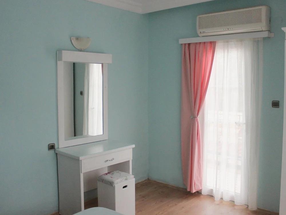Servet Apart Hotel 0*
