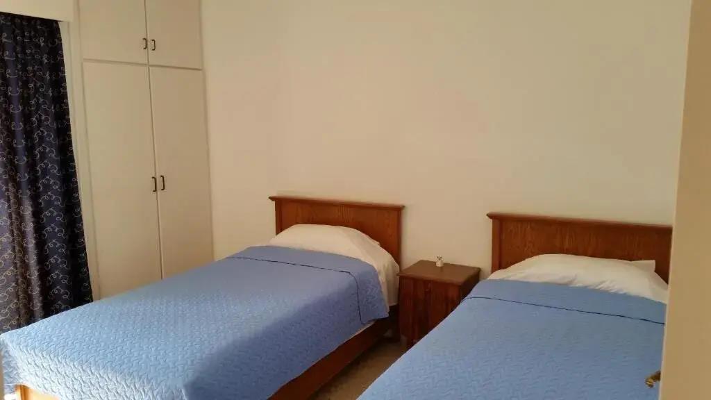 Pelides Apartments 0*