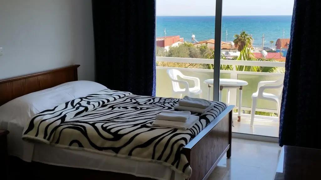 Pelides Apartments 0*