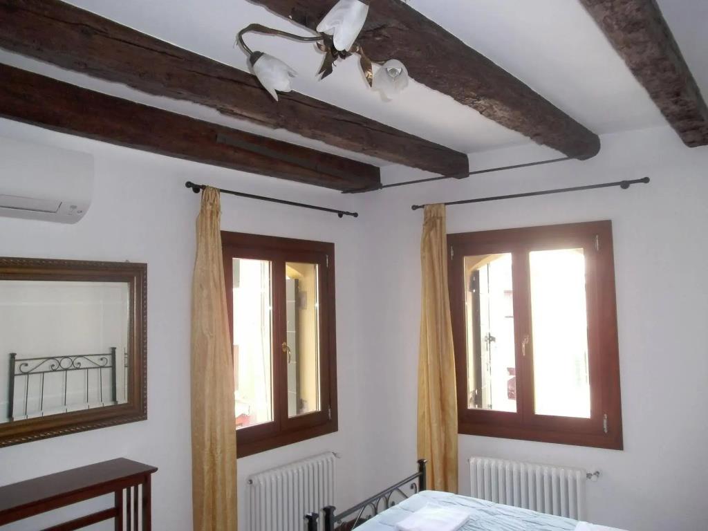 Sweet Venice - rooms & apartments 0*