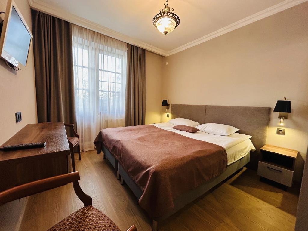 Vizavi Hotel 3*