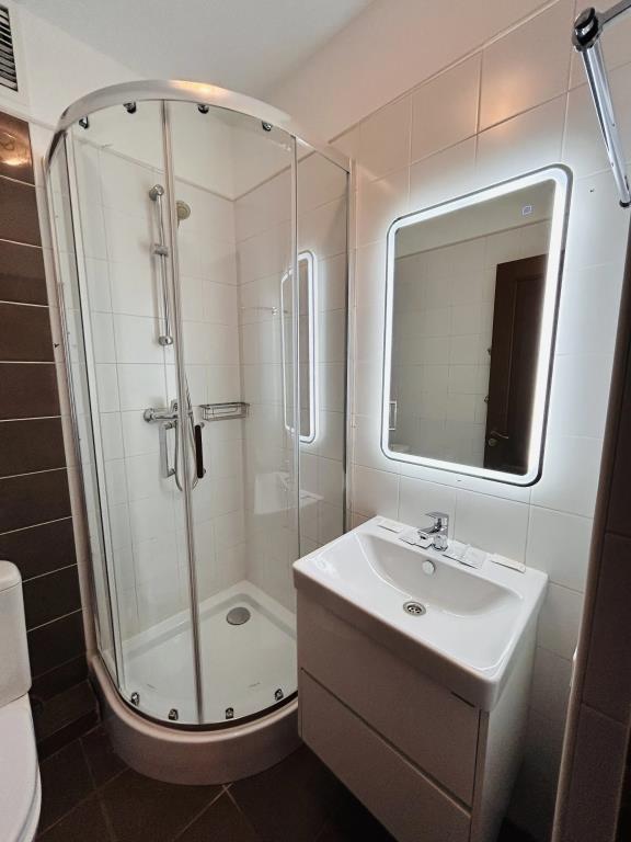 Vizavi Hotel 3*