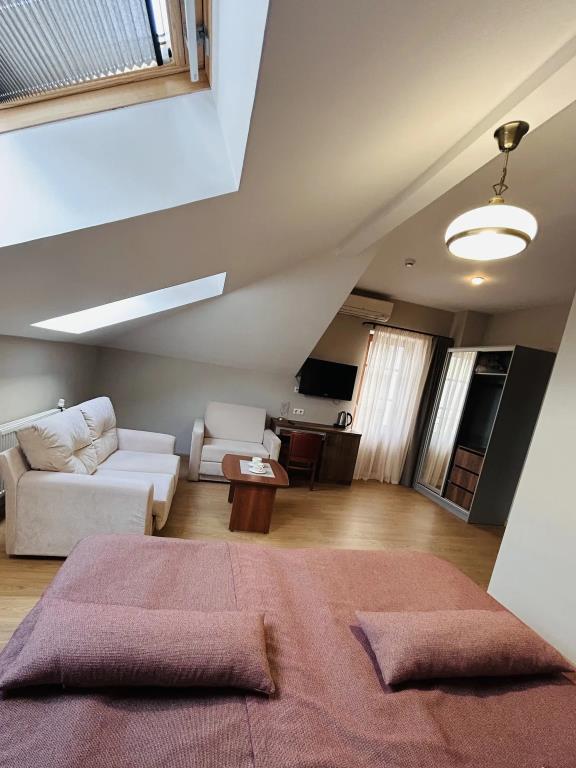 Vizavi Hotel 3*
