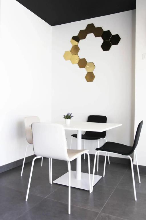 Soho Valencia Apartments 0*