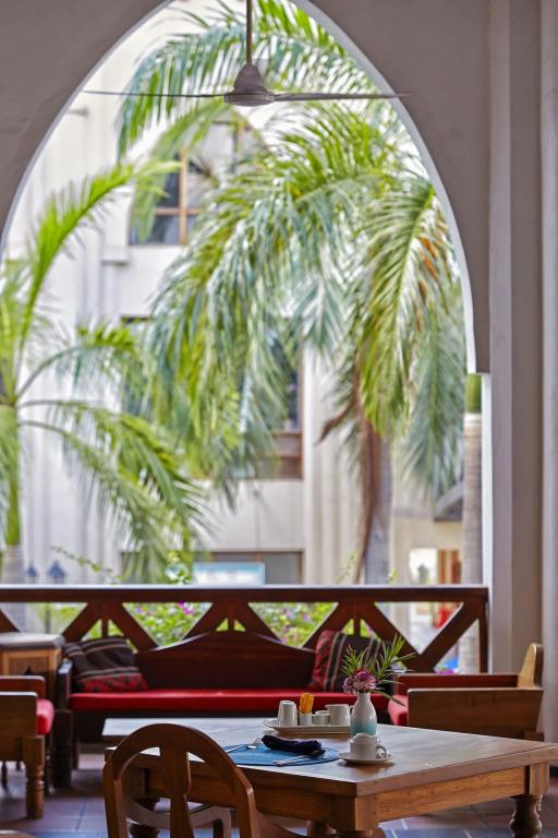 Slipway Hotel 4*