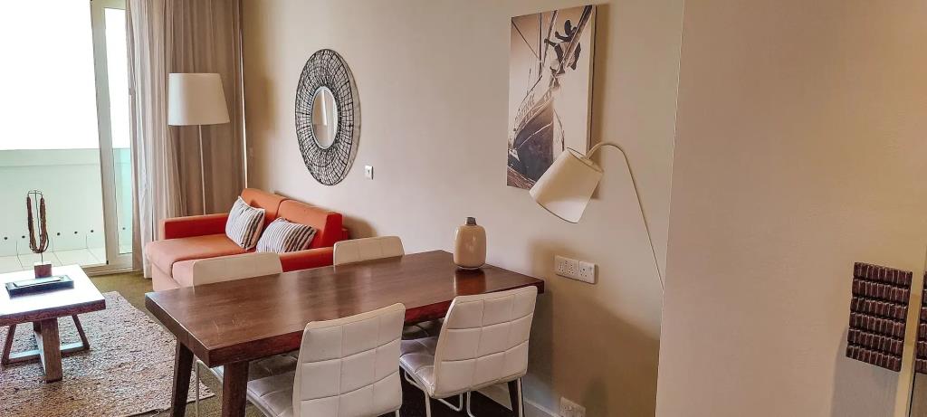 Slipway Hotel 4*