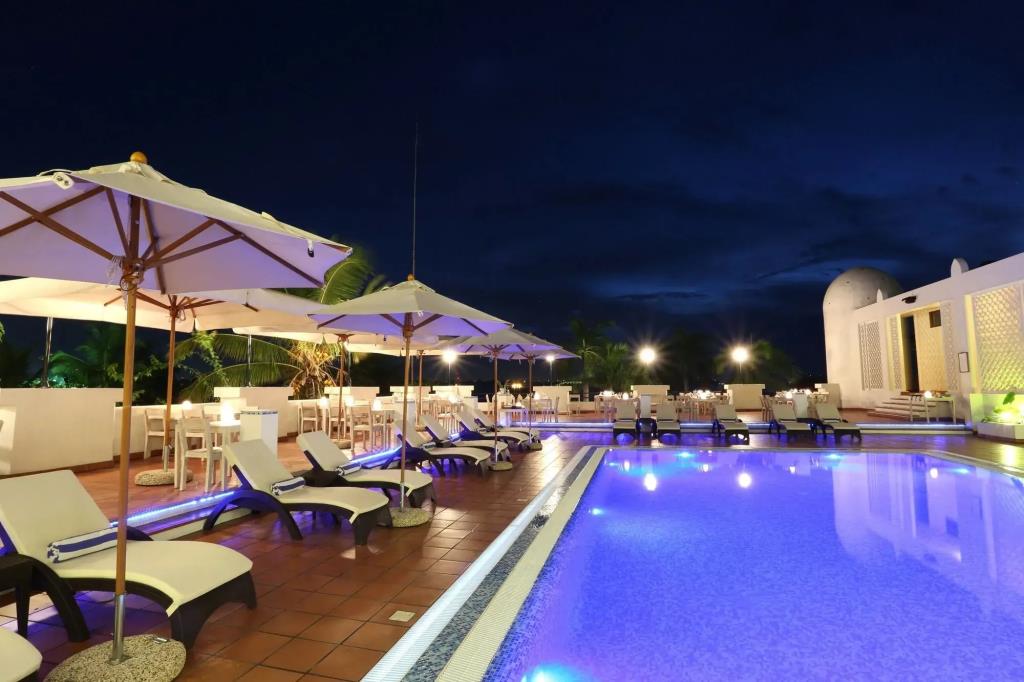 Slipway Hotel 4*
