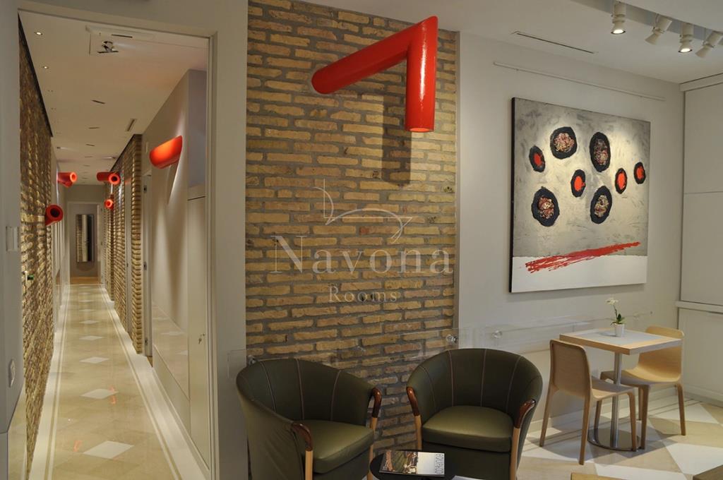 Navona Rooms 0*