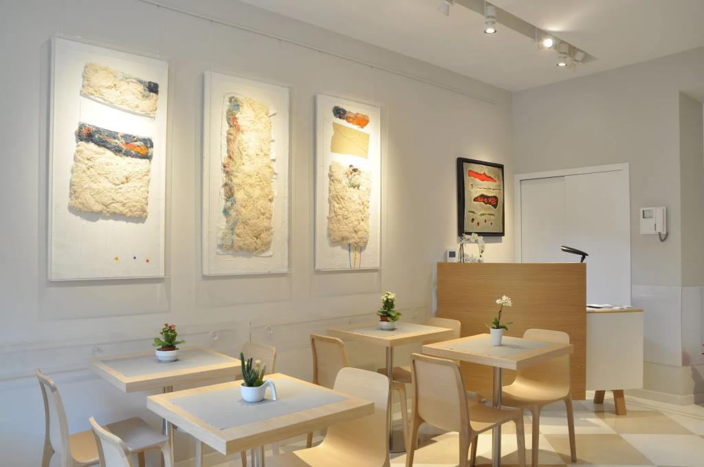 Navona Rooms 0*