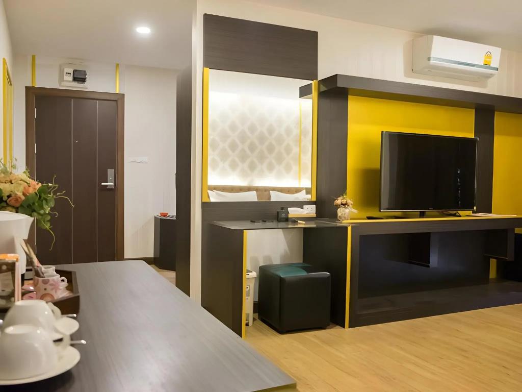 The Y Boutique Hotel 3*