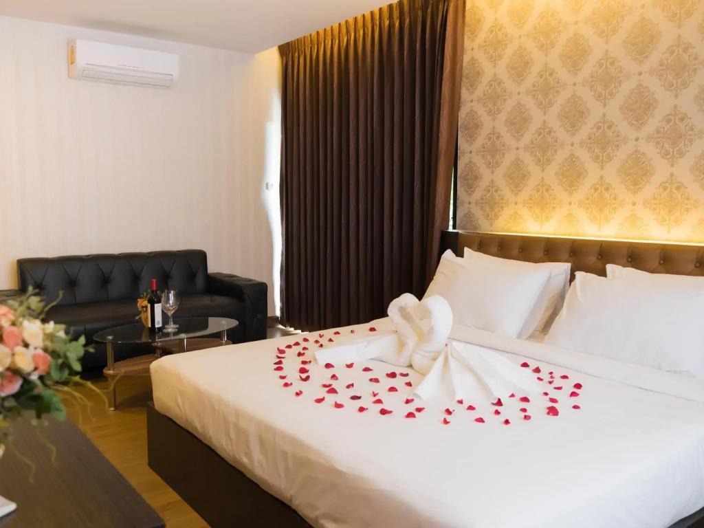 The Y Boutique Hotel 3*
