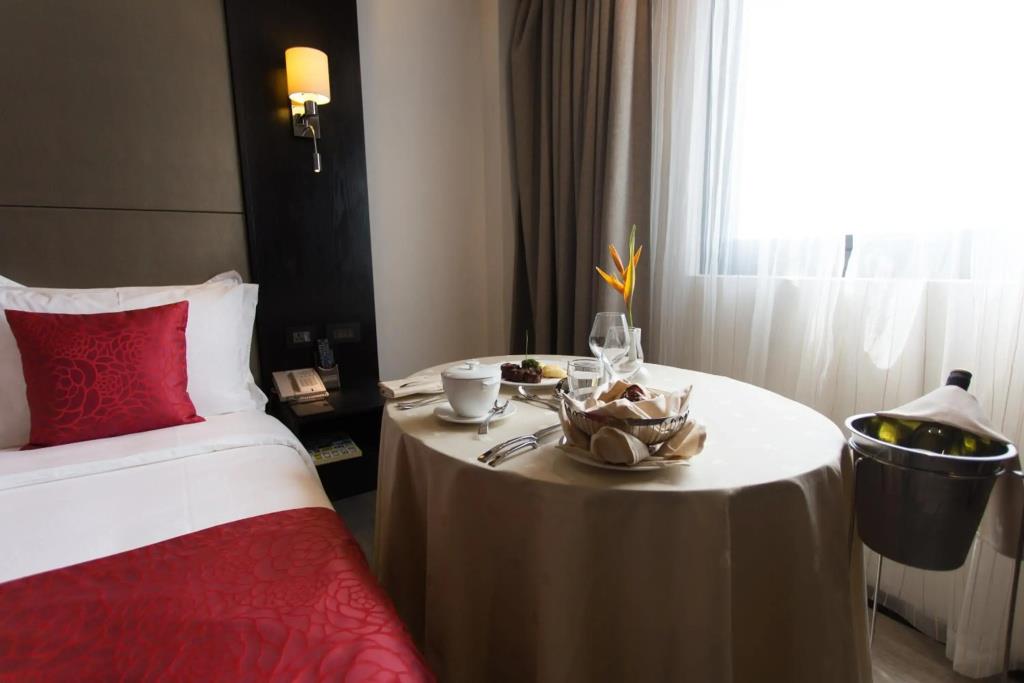 Onomo Hotel Dar es Salaam 4*