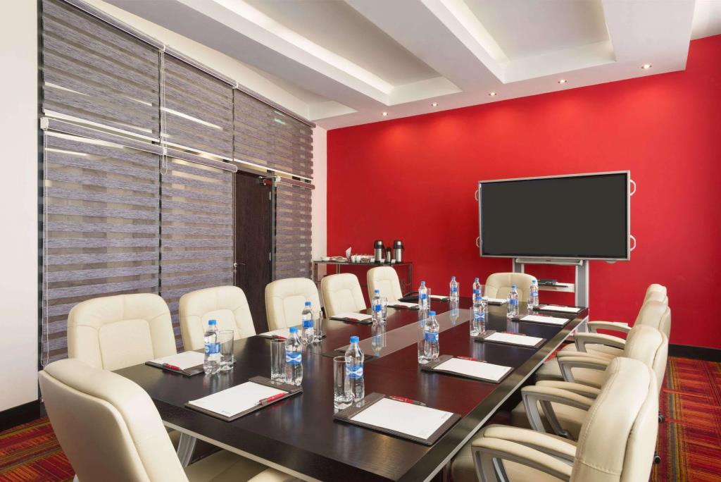 Onomo Hotel Dar es Salaam 4*