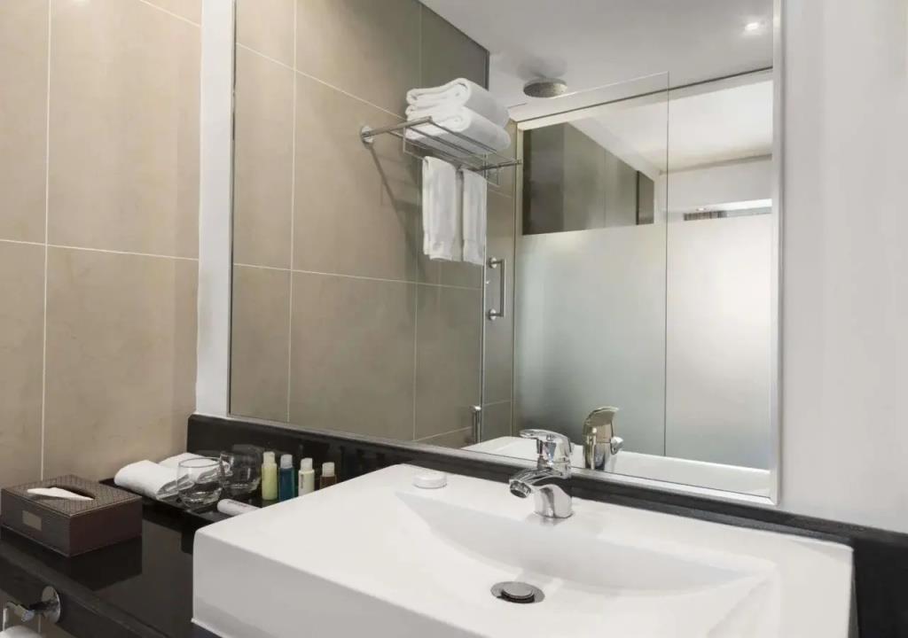 Onomo Hotel Dar es Salaam 4*