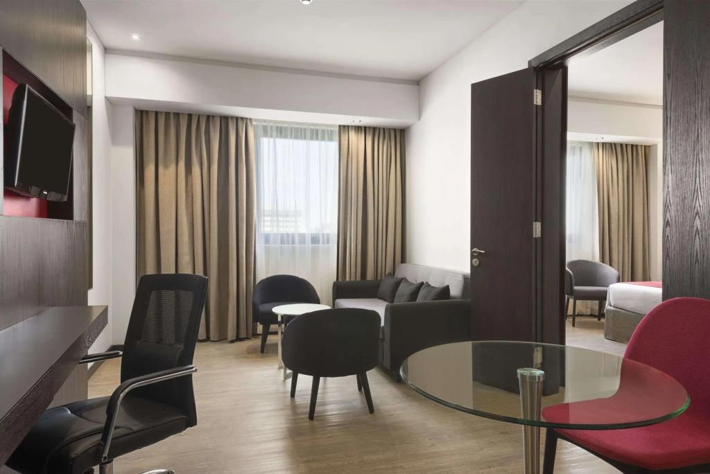 Onomo Hotel Dar es Salaam 4*