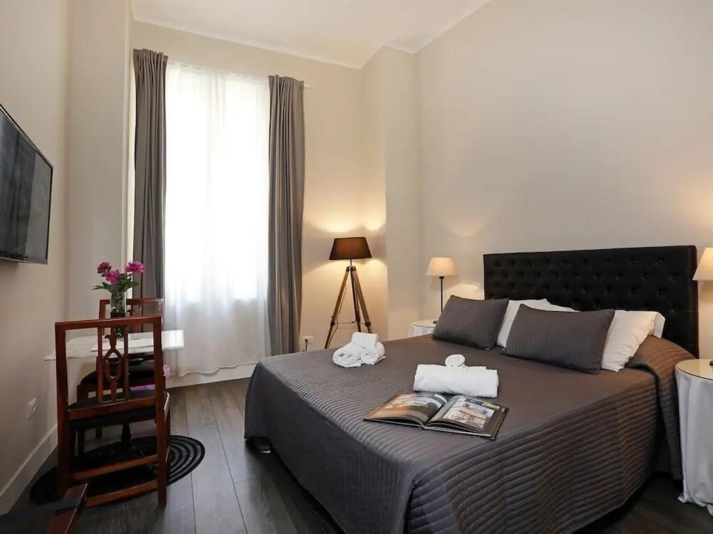 Residenza Cavour 0*