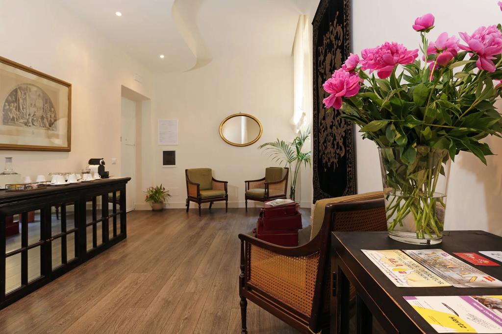 Residenza Cavour 0*