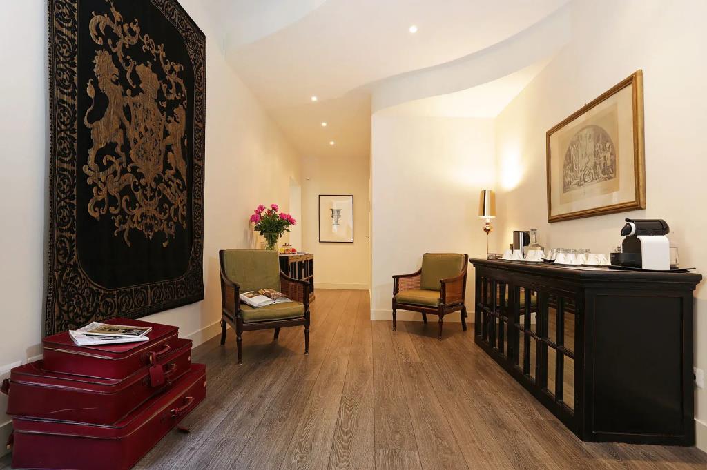 Residenza Cavour 0*