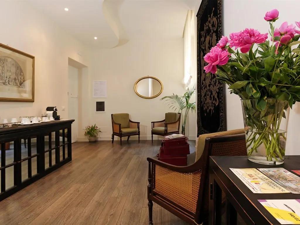Residenza Cavour 0*