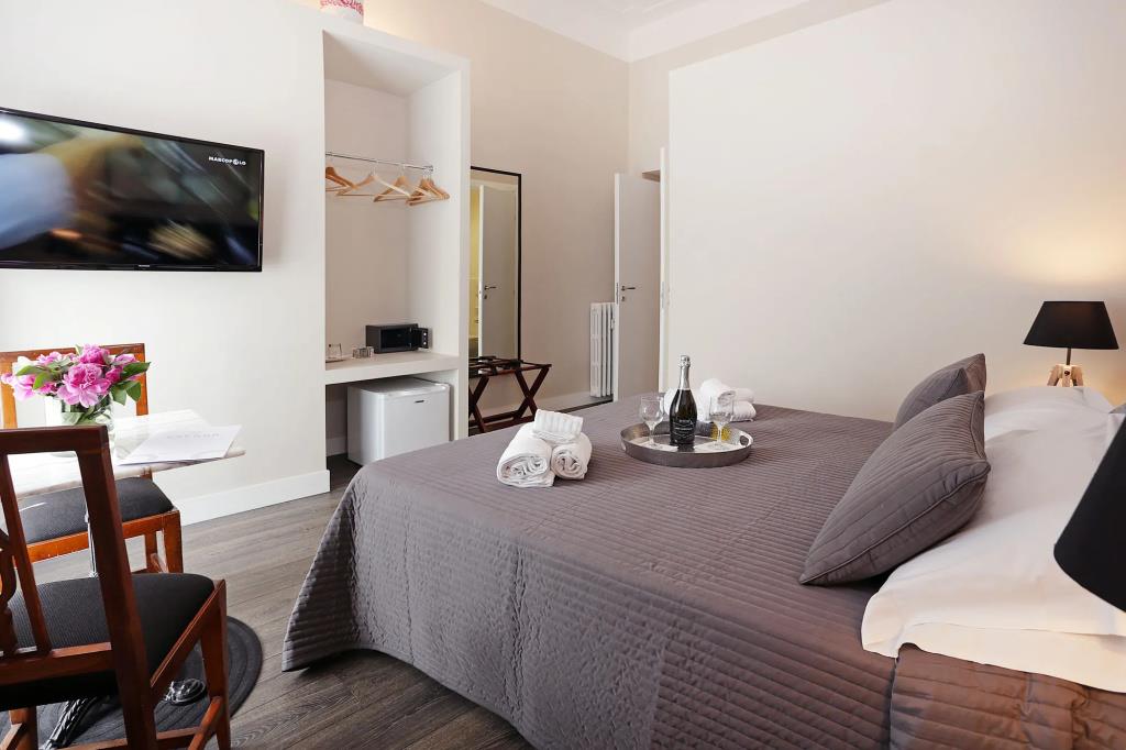 Residenza Cavour 0*
