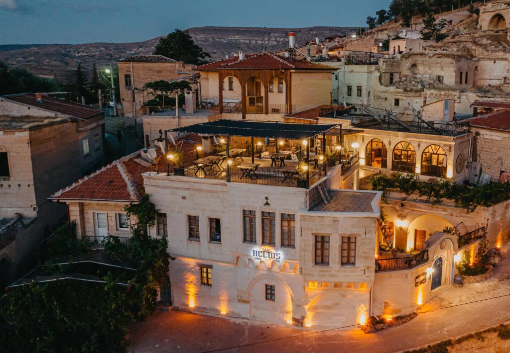 Helios Cave Hotel 0*