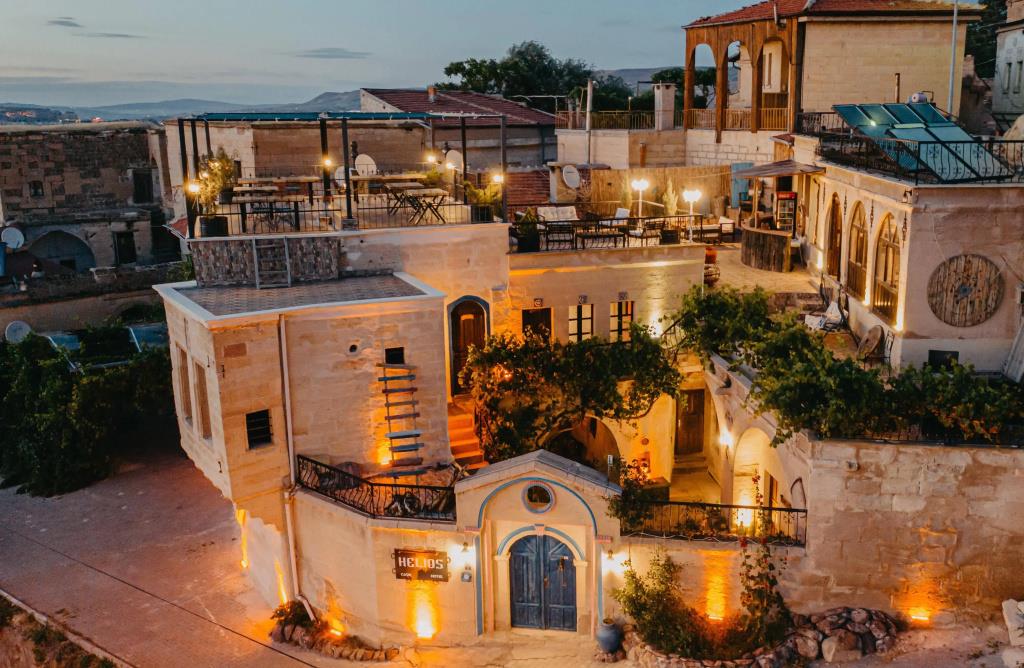 Helios Cave Hotel 0*