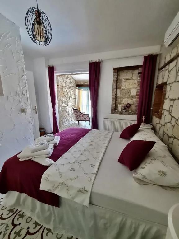 Windmill Alacati 0*