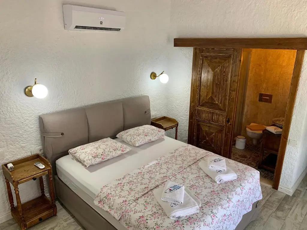 Windmill Alacati 0*
