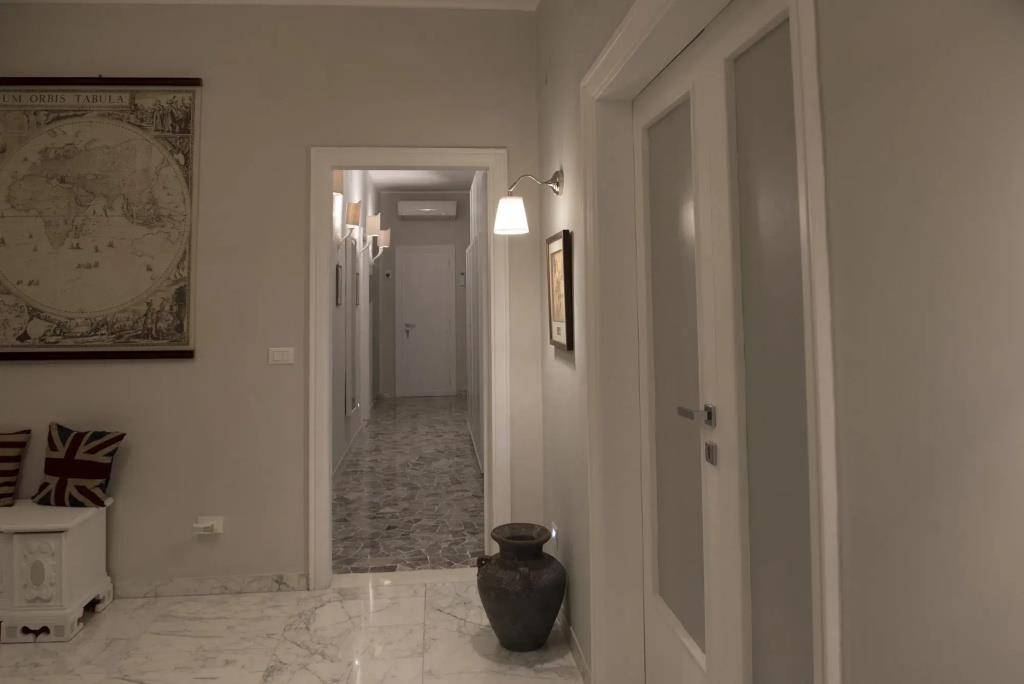 Authentic Sweet Home 0*