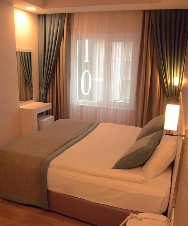 Parion House Hotel 0*