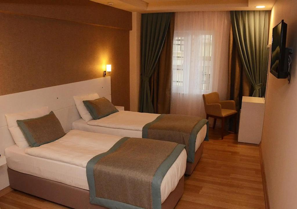 Parion House Hotel 0*