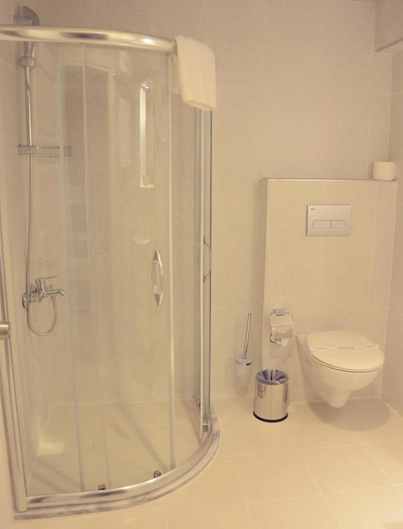 Parion House Hotel 0*