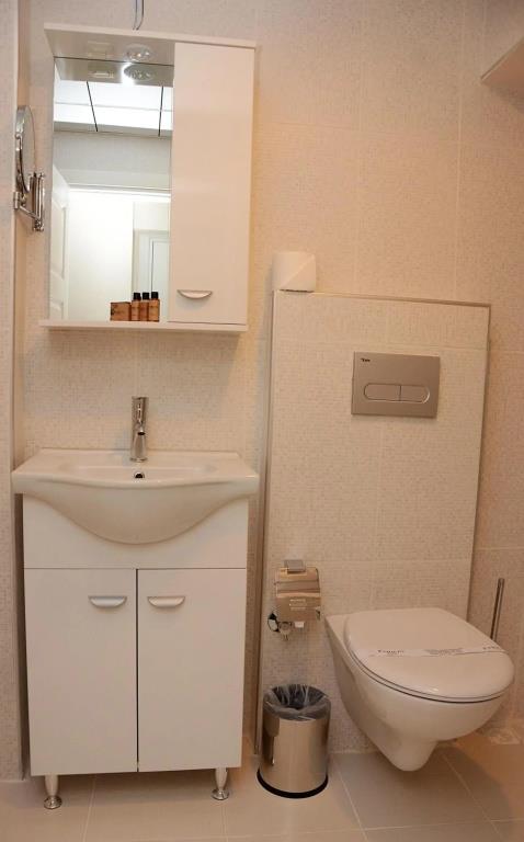 Parion House Hotel 0*