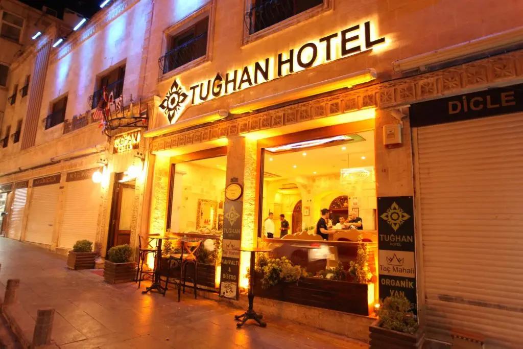Tughan Hotel 3*
