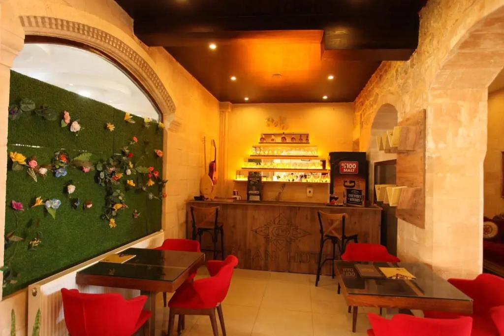 Tughan Hotel 3*