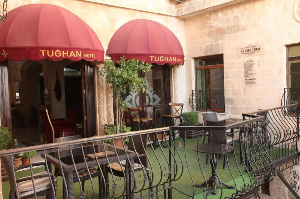 Tughan Hotel 3*