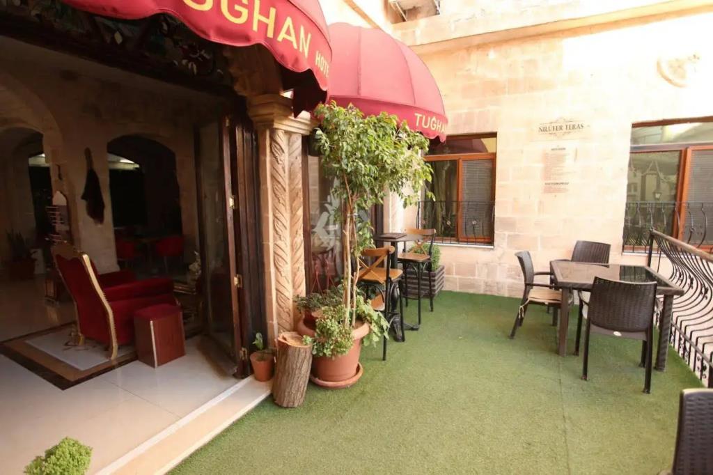 Tughan Hotel 3*