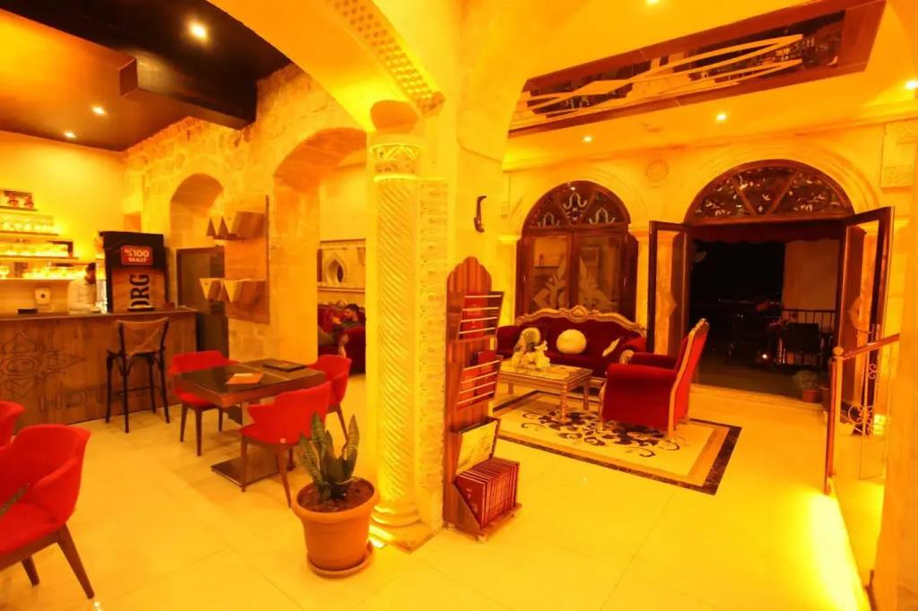 Tughan Hotel 3*