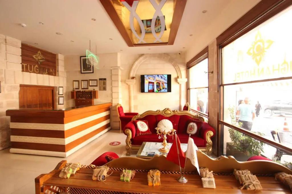 Tughan Hotel 3*