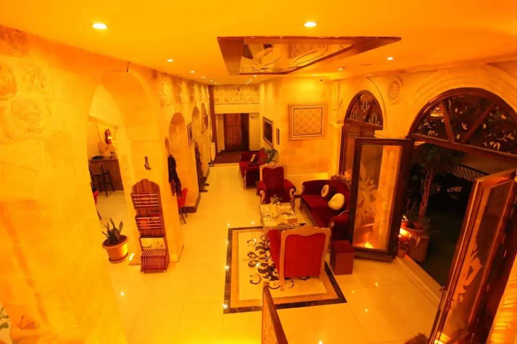 Tughan Hotel 3*