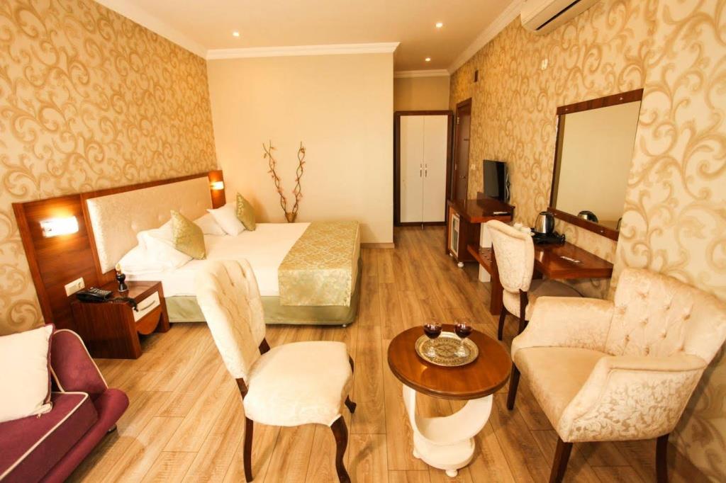 Tughan Hotel 3*