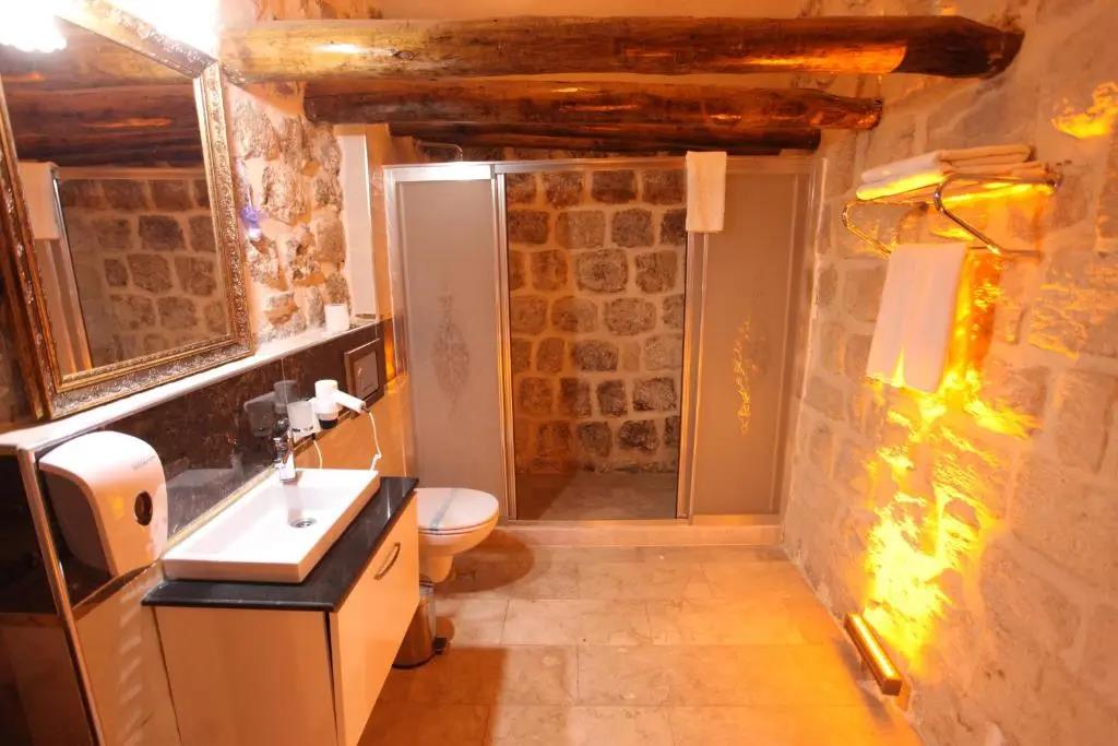 Tughan Hotel 3*