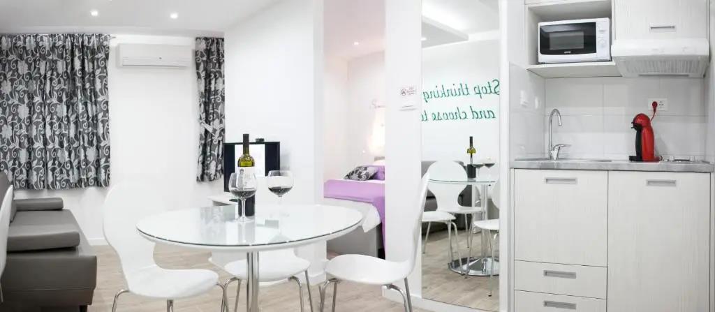 Apartments 4 You in Split 0*