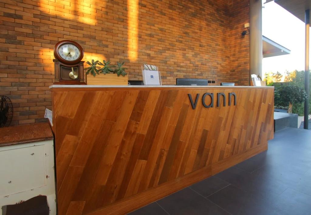Vann Hua Hin Resort 3*