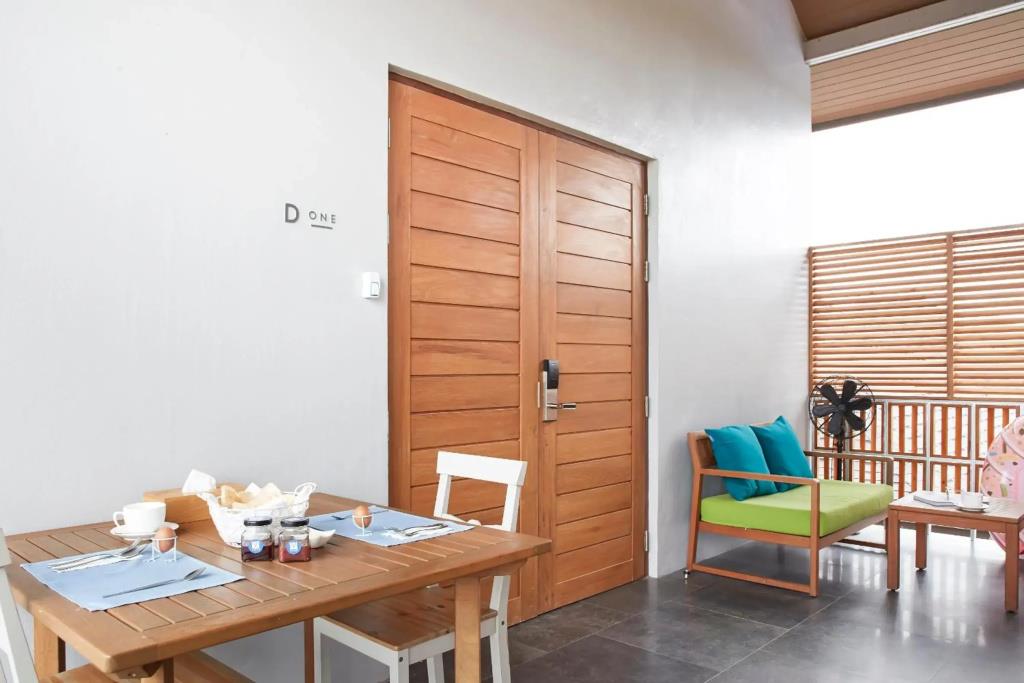Vann Hua Hin Resort 3*